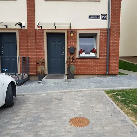 Brand New Modern Townhouse *